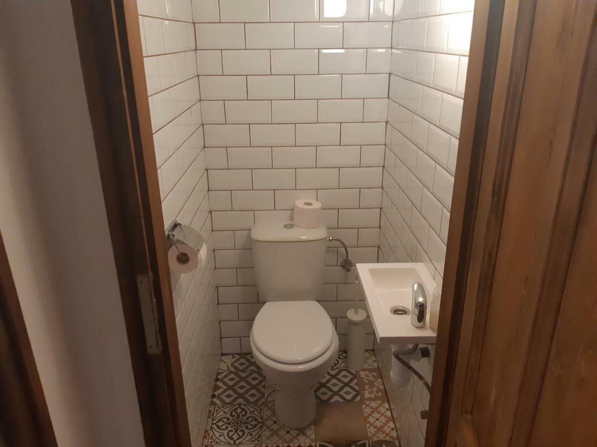 2 Bedroom Apartment near Heroes Square Boedapest Buitenkant foto